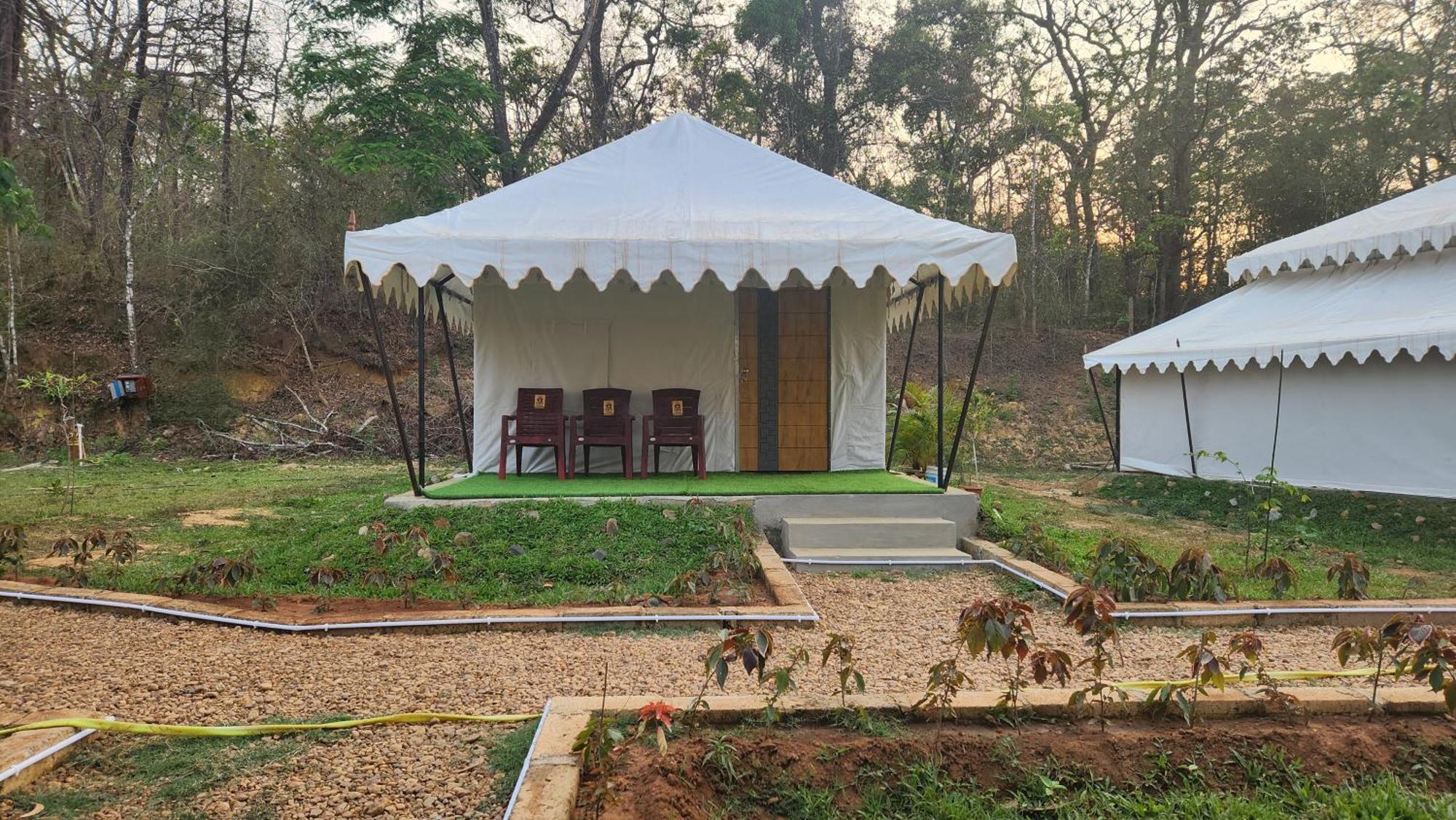 Woods Creek Appartement Dandeli Buitenkant foto