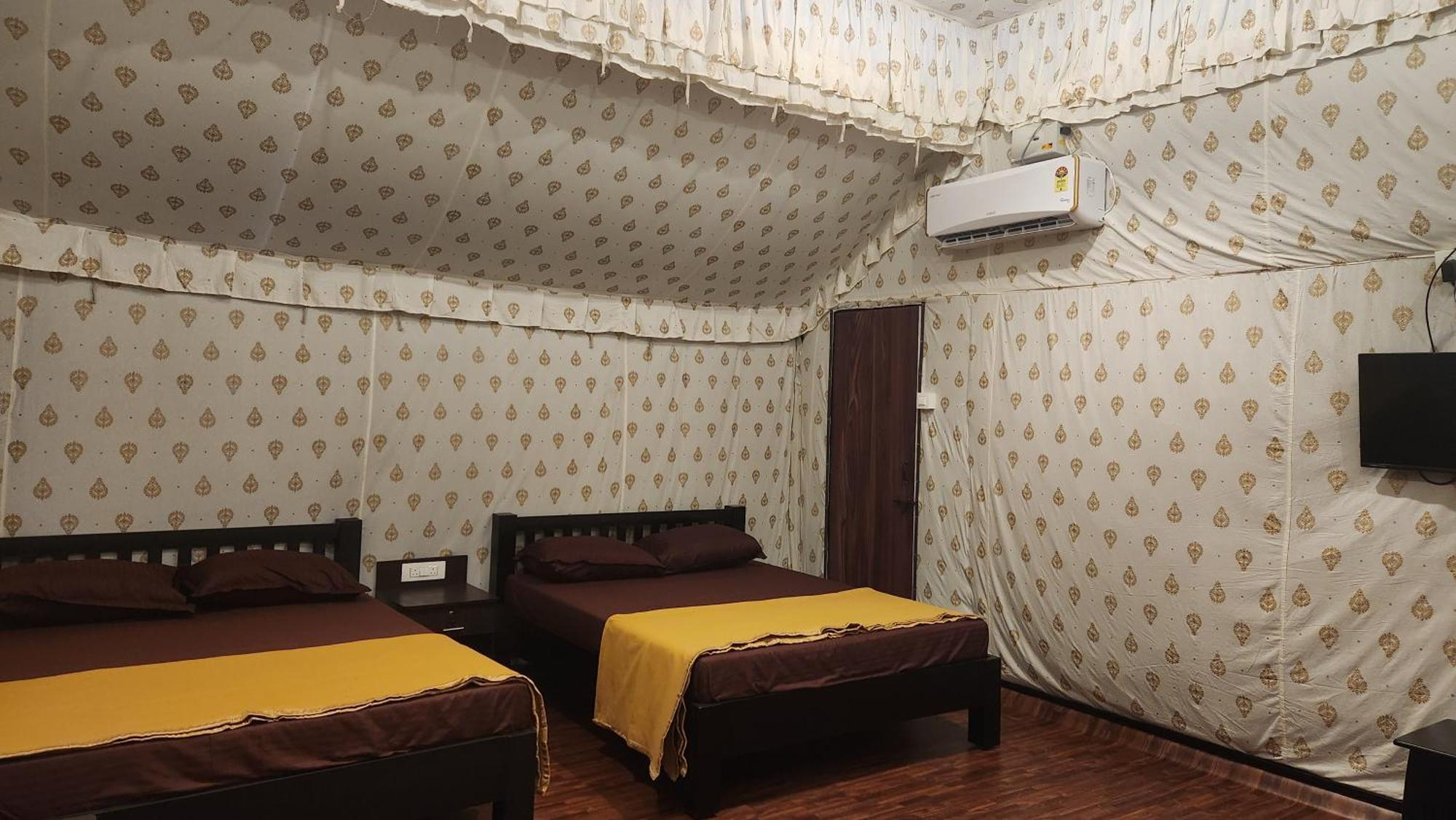 Woods Creek Appartement Dandeli Buitenkant foto